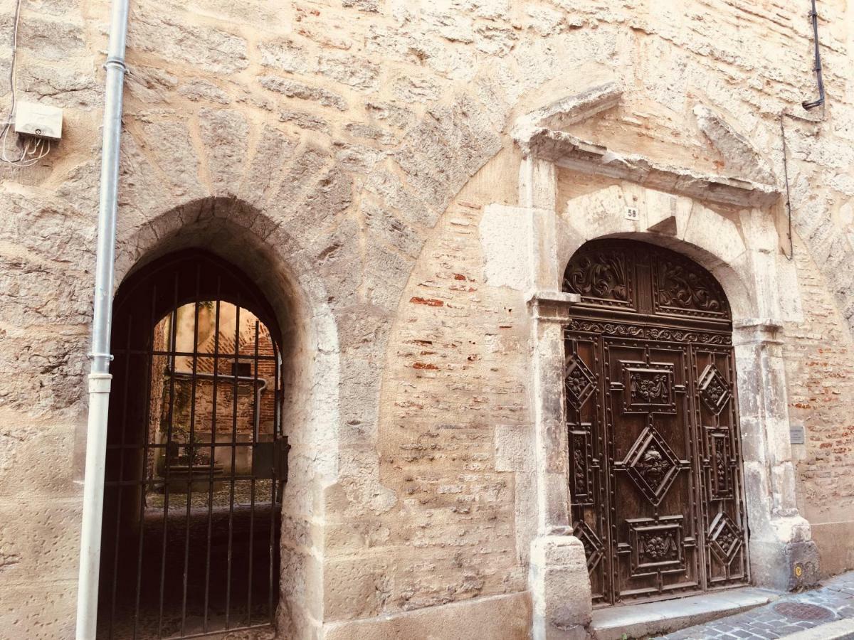 Le Loft Du Chateau Du Roi Cahors Exteriör bild